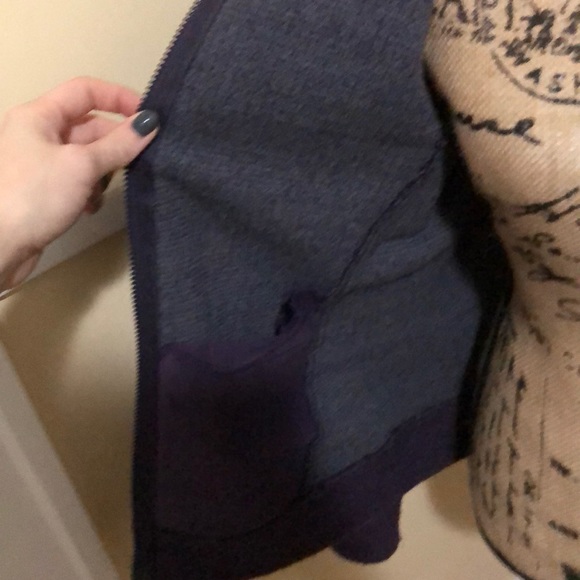 Size 10 Medium Plum zip up sweater - Picture 4 of 6